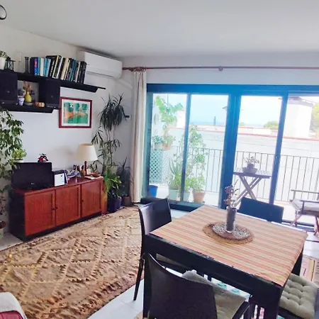 Cosy Flat In Pretty Seaside Town Apartment