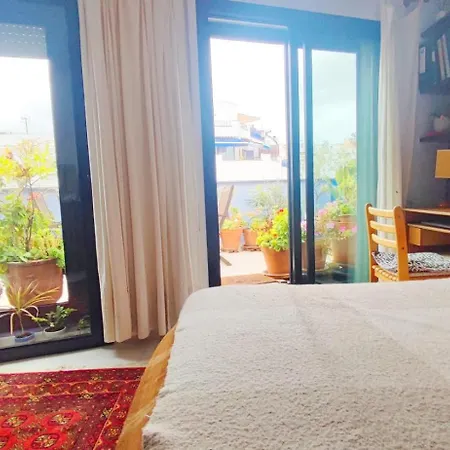 Apartment Cosy Flat In Pretty Seaside Town Sitges
